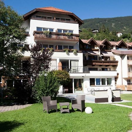 Familienhotel Alpina All Inklusive 웬스 외부 사진