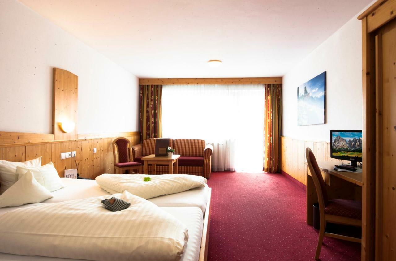 Familienhotel Alpina All Inklusive 웬스 외부 사진