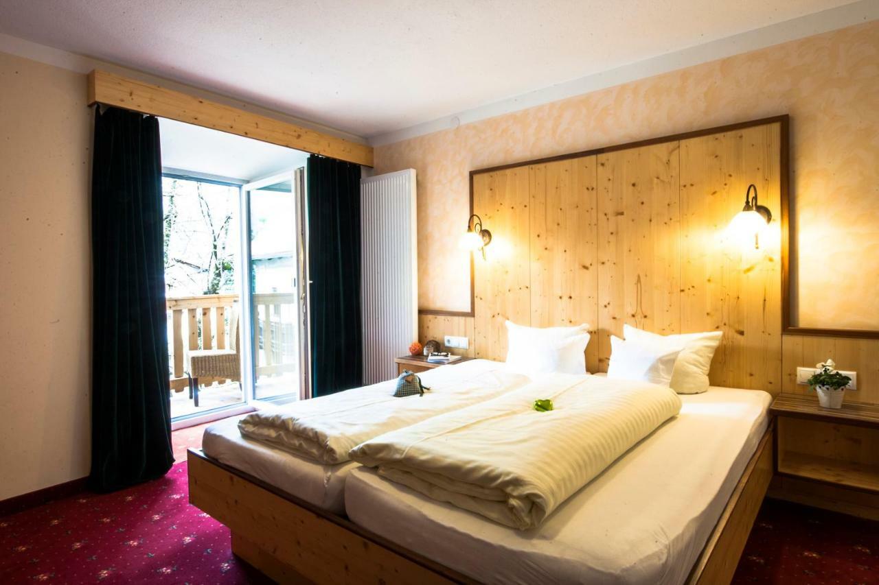 Familienhotel Alpina All Inklusive 웬스 외부 사진