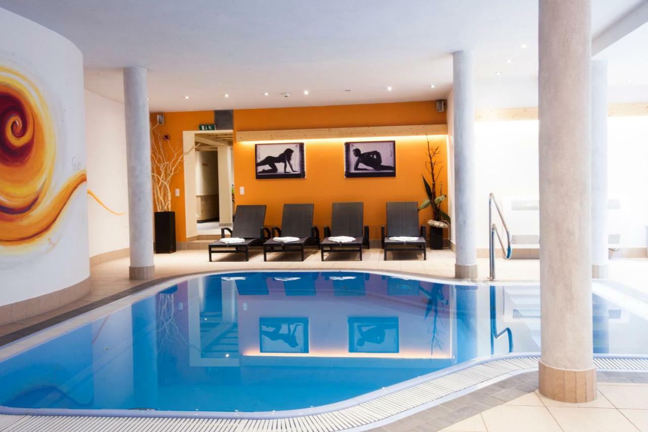 Familienhotel Alpina All Inklusive 웬스 외부 사진